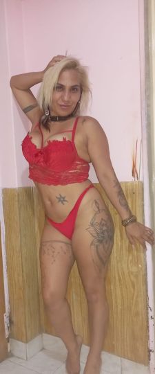 Mia NQN