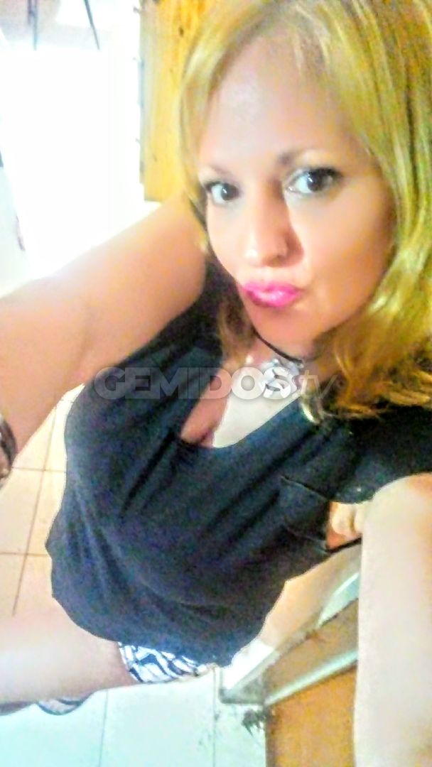 Abril zo vIP