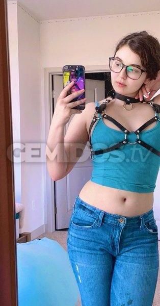Hello guys I’m here for service and i will give you the best of my service I’m so lovely to chat with no pimp I’m working alone Japanese girl  