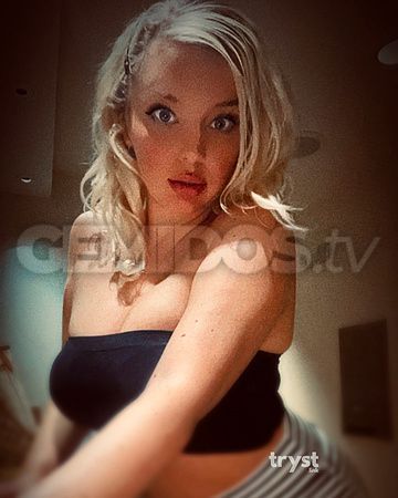 Blonde hair green eyed playmate  ready to play. Love going out to eat. Nice shopping dates . Very discreet. Sexy & classy. love to laugh
Contact me for a good time. I aim to please. Love to go out and enjoy a good laugh, love to hike and stay fit . Name brand, love travelling and seeing new culture. Come see what you have been missing , I am local and I do outcalls as well. only fans Angelfoxmonroe